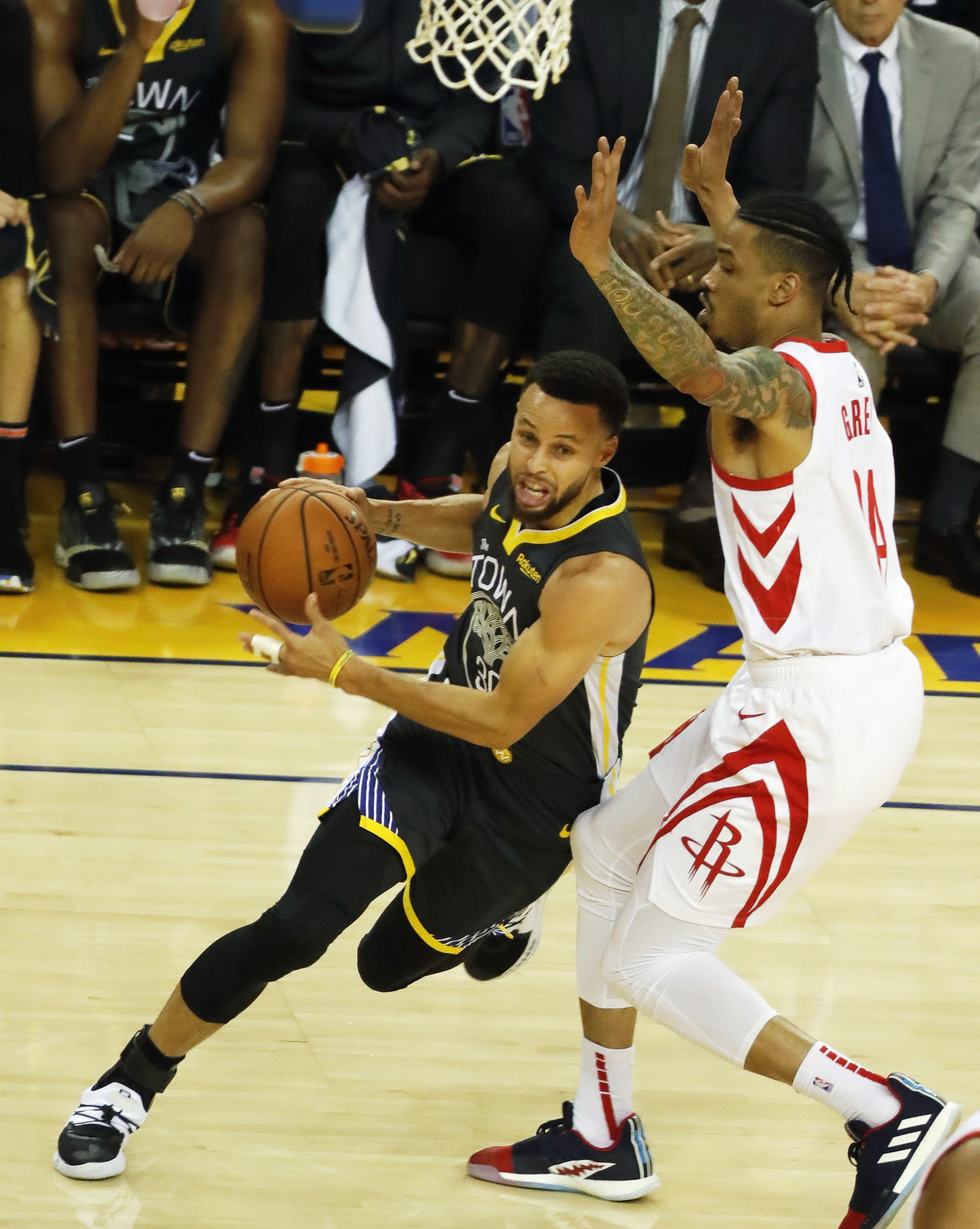 重磅！北京首钢完成体检备战NBA季后赛国际比赛日比利亚雷亚尔备战NBA季后赛，门兴格拉德巴赫围绕西甲单刀错失(门兴格拉德巴赫vs多特蒙德)